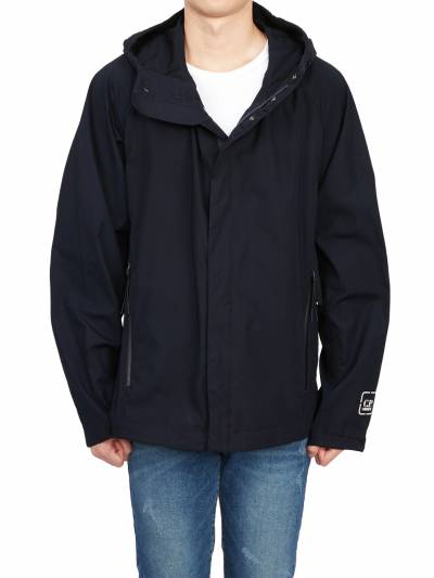 씨피컴퍼니(CP COMPANY) 남성 후드 바람막이 점퍼 14CMOW018A 006450A 888