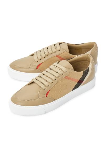 버버리(BURBERRY) 여성 스니커즈 NEW SALMOND 8056711