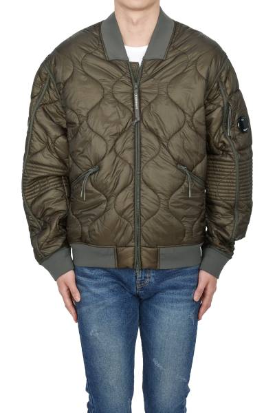 씨피컴퍼니(CP COMPANY) 남성 패딩 점퍼 17CMOW010A 110158A 674