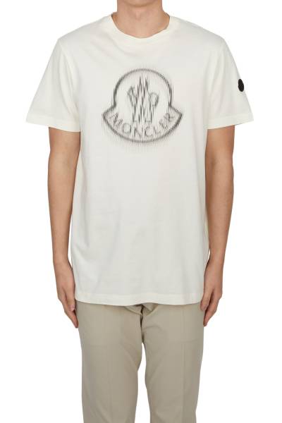 몽클레어(MONCLER) 남성 반팔티셔츠 8C00004 89A17 034