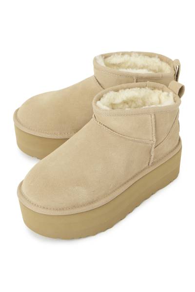 어그(UGG) 클래식 울트라 미니 플랫폼 여성 앵클 부츠 1135092 SAN