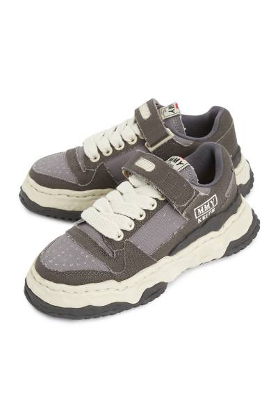 메종미하라야스히로(MAISON MIHARA YASUHIRO) 키스 오리지널 솔 스니커즈 (남여공용) A13FW704 GRAY