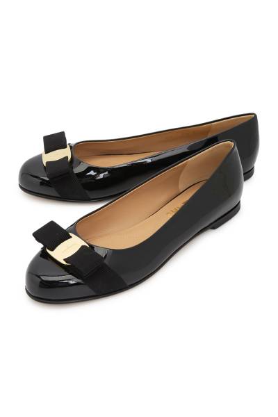 페라가모(FERRAGAMO) 바리나 발레리나 여성 플랫슈즈 (발볼 C) 01J070 0782036