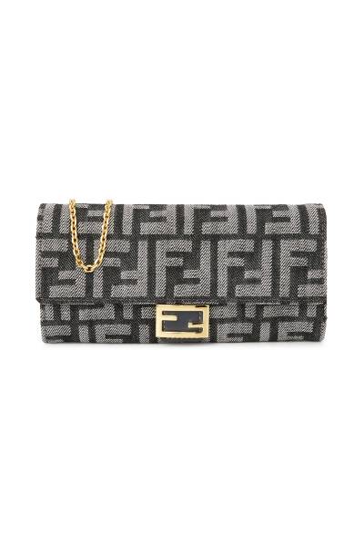 펜디(FENDI) 바게트 여성 체인 장지갑 8M0365 AUT4 F1UJ5
