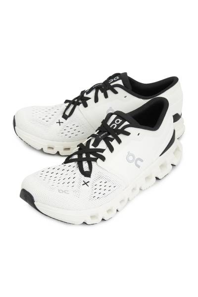 온 러닝(ON RUNNING) 클라우드 X 4 남성 러닝화 3ME30040791