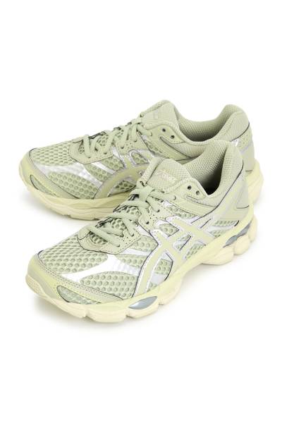 아식스(ASICS) 젤 큐뮬러스 16 스니커즈 (남여공용) 1203A733 300