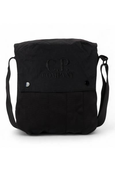 씨피컴퍼니(CP COMPANY) 남성 크로스백 21CMAC131A 005349M 999