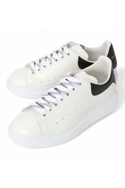 알렉산더맥퀸(ALEXANDER MCQUEEN) 오버솔 스니커즈 553680 WIAIG 9061