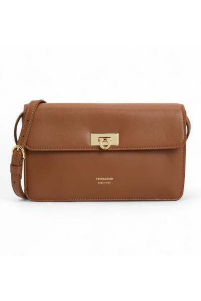페라가모(FERRAGAMO) 플랫 간치니 여성 미니백 221165 0795688